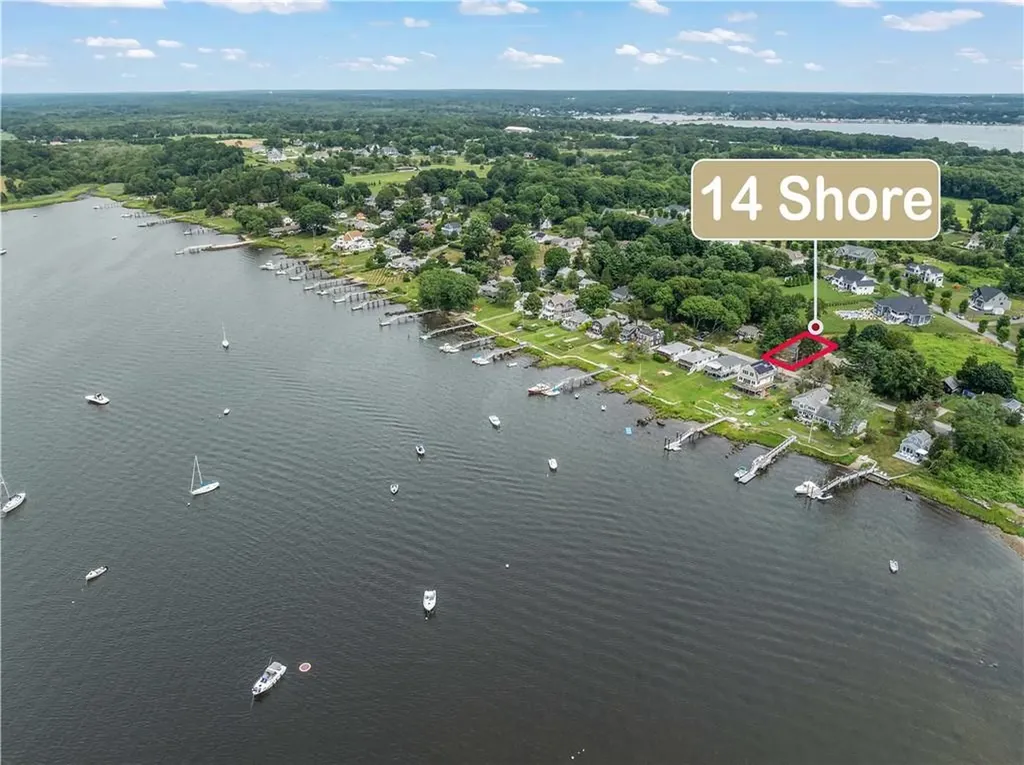 14 Shore Drive Warren RI 02885