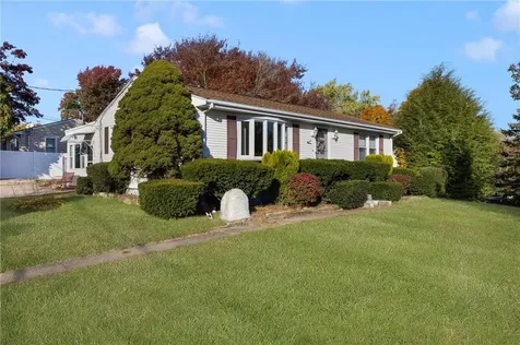 178 Cowesett Avenue West Warwick RI 02893