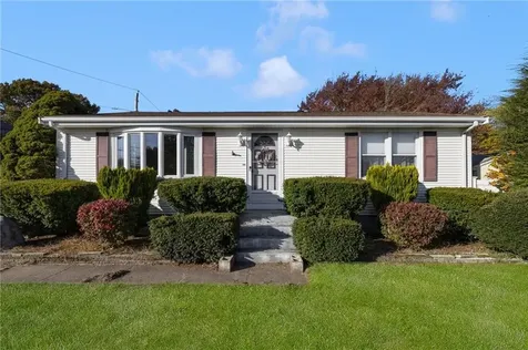 178 Cowesett Avenue West Warwick RI 02893