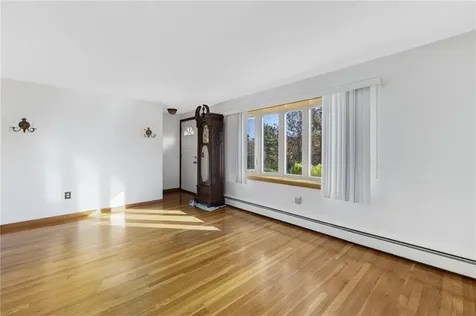 178 Cowesett Avenue West Warwick RI 02893