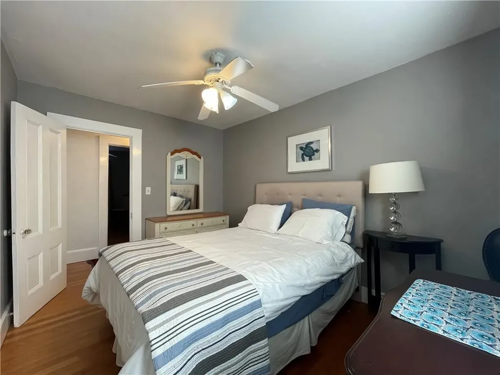 64 Roseneath Avenue Newport RI 02840