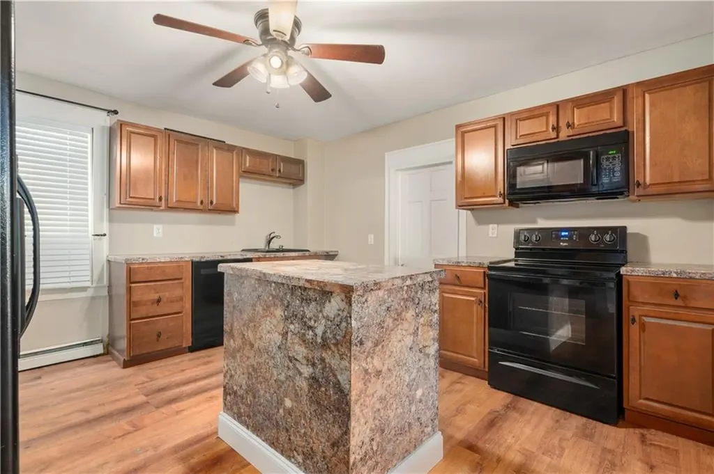 16 18 Maple Street Cranston RI 02910