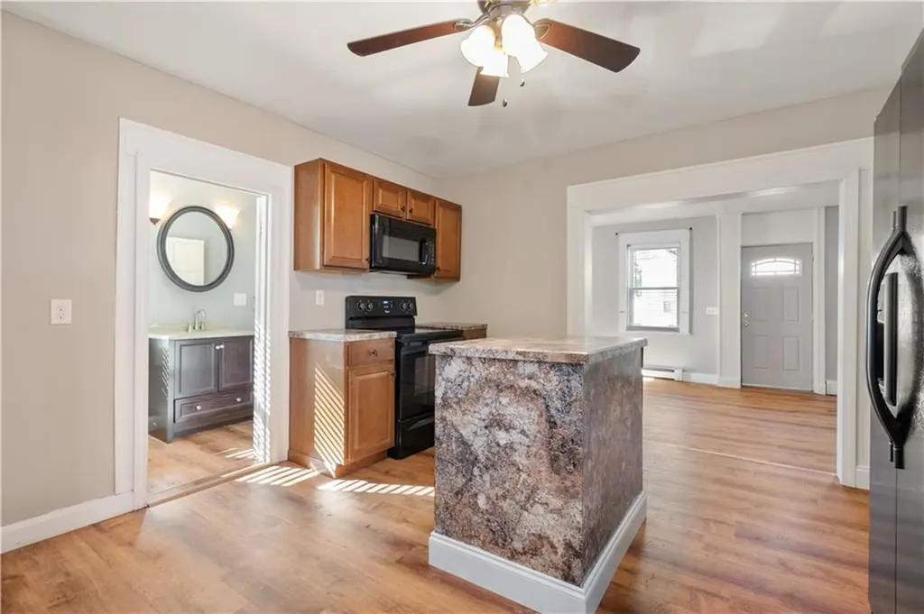 16 18 Maple Street Cranston RI 02910