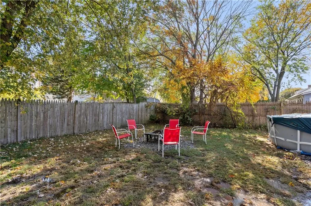 16 18 Maple Street Cranston RI 02910