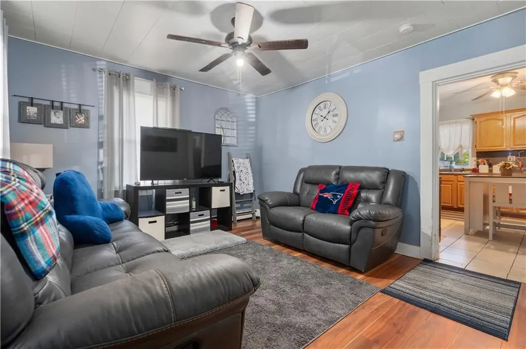 16 18 Maple Street Cranston RI 02910