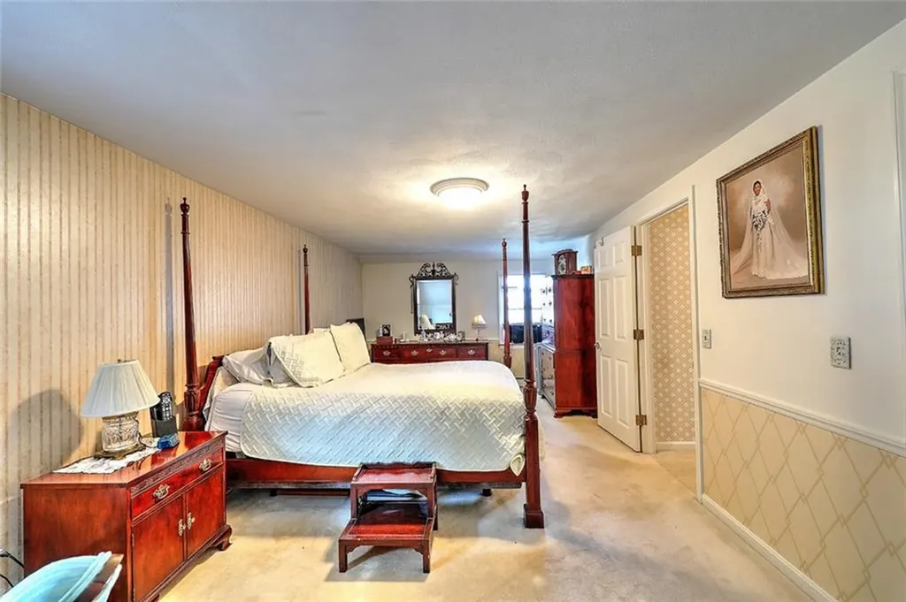 72 Silverwood Lane West Warwick RI 02893