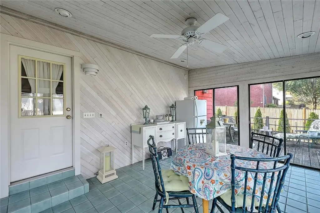 72 Silverwood Lane West Warwick RI 02893