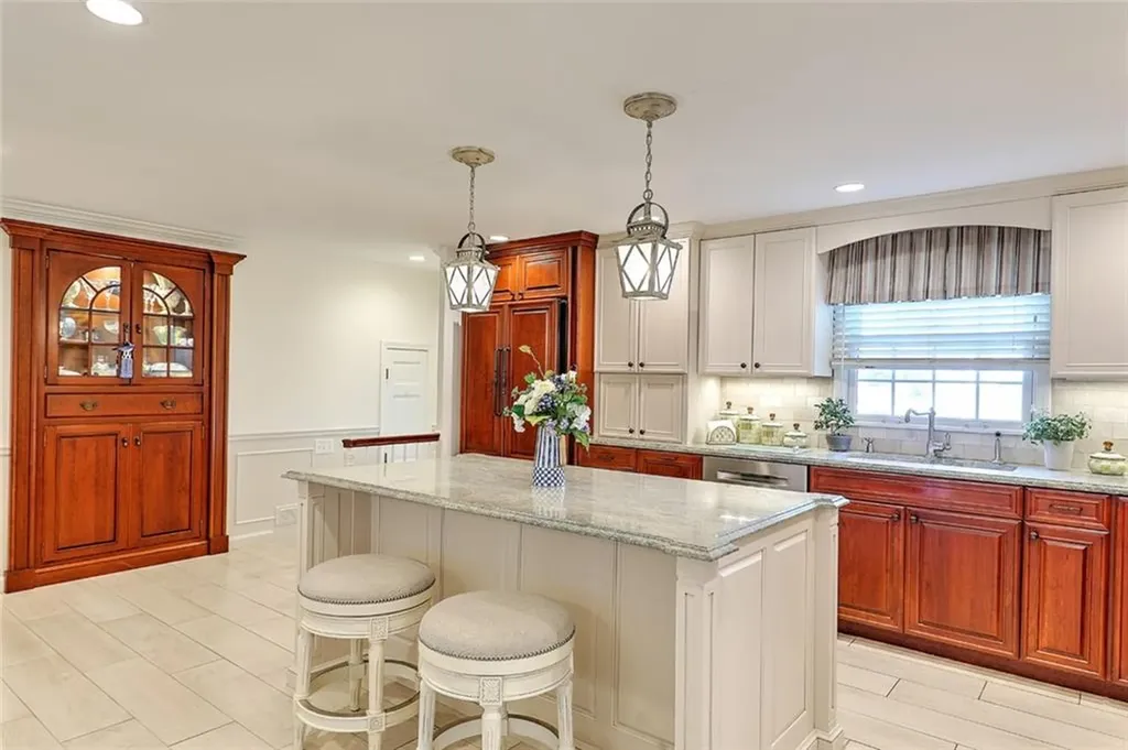 72 Silverwood Lane West Warwick RI 02893