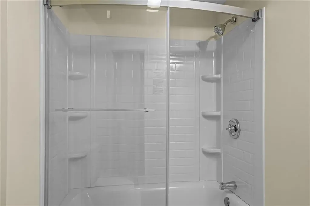 100 Conanicus Road Narragansett RI 02882