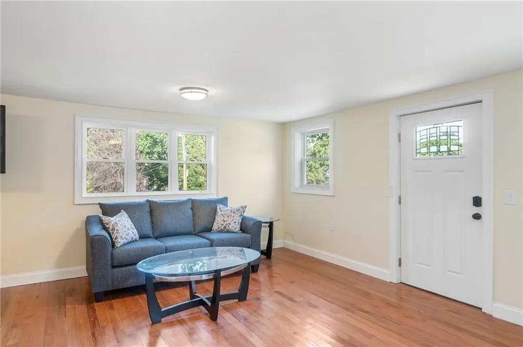 100 Conanicus Road Narragansett RI 02882