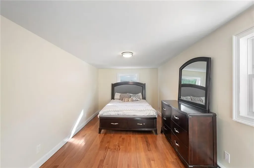 100 Conanicus Road Narragansett RI 02882