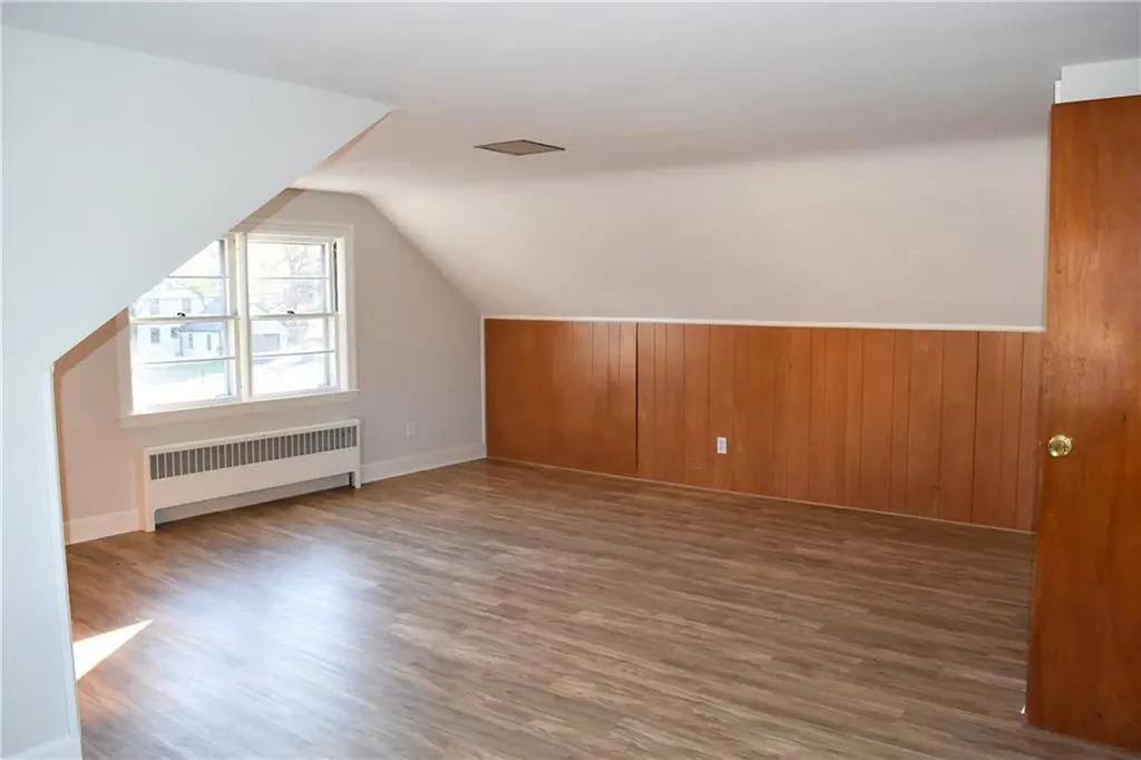 90 Park View Avenue Warwick RI 02888