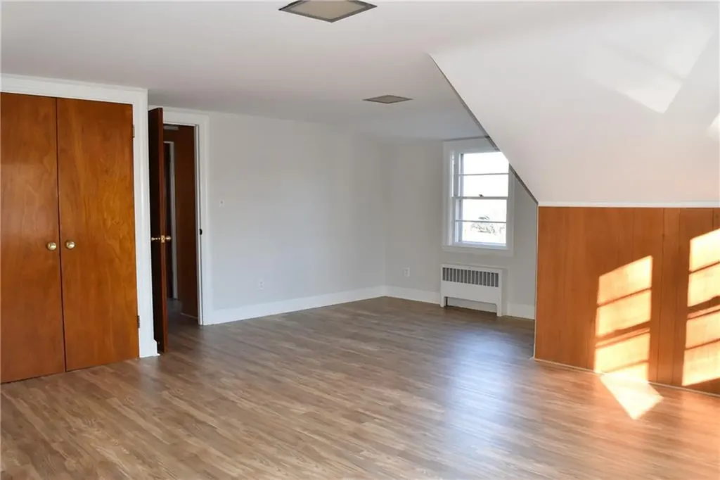 90 Park View Avenue Warwick RI 02888