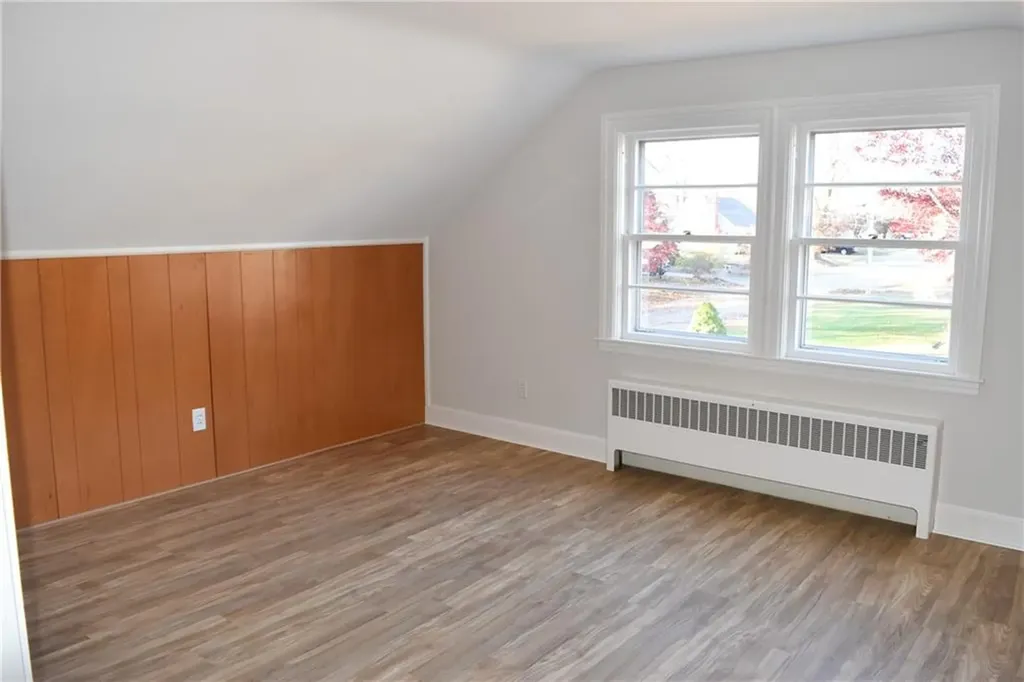 90 Park View Avenue Warwick RI 02888