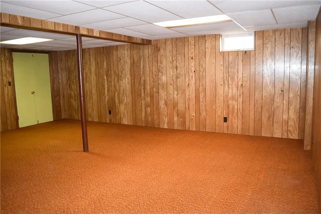 90 Park View Avenue Warwick RI 02888