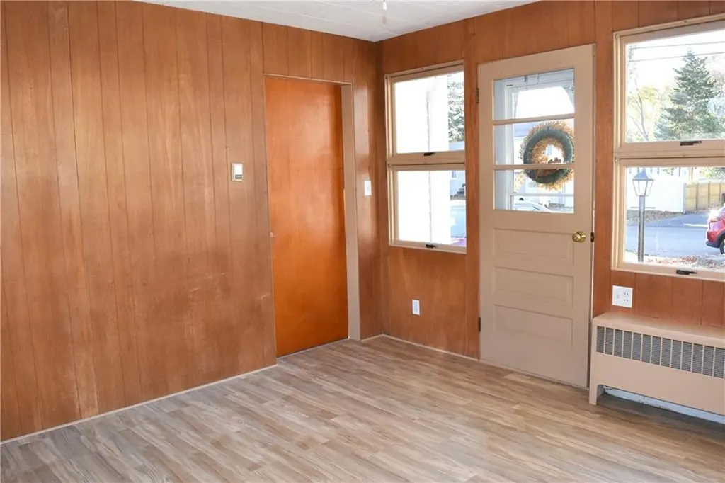 90 Park View Avenue Warwick RI 02888