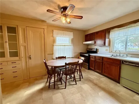 60 Norfolk Street Cranston RI 02910