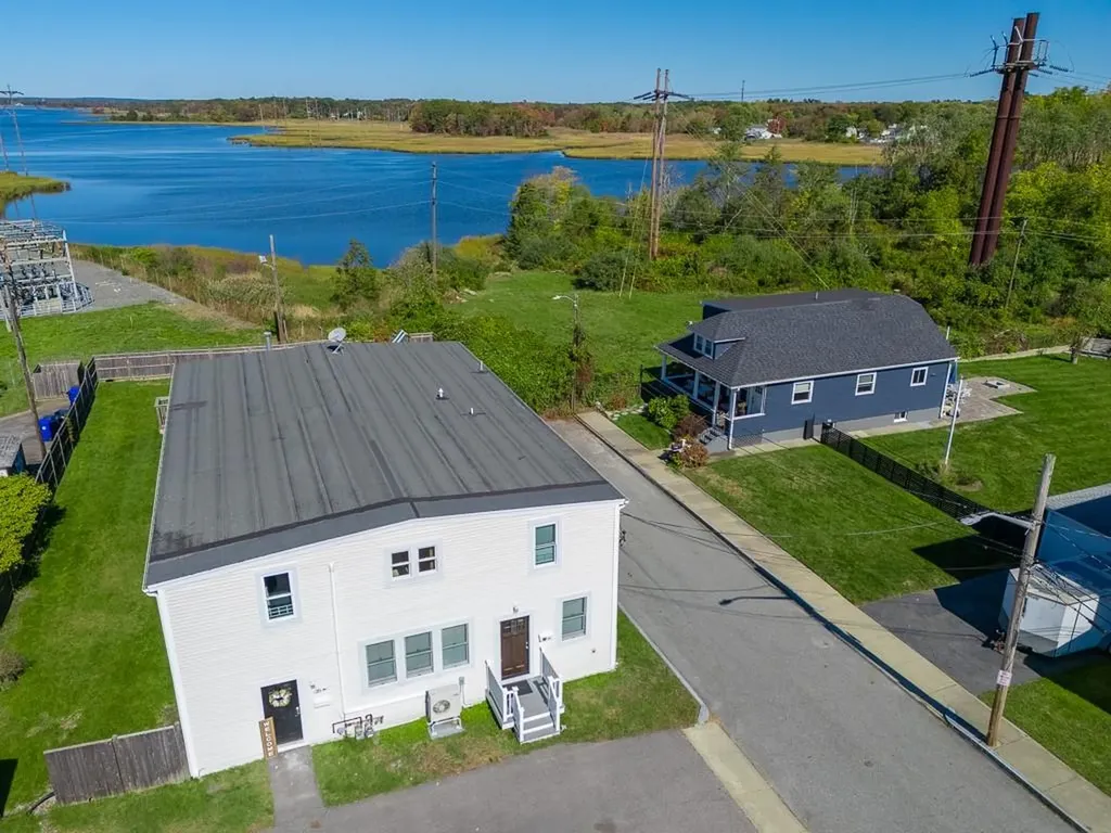 20 Hall Avenue Warren RI 02885
