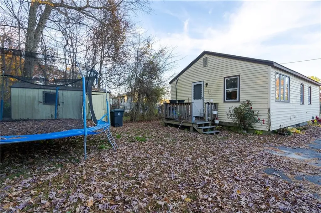 21 Arizona Street Coventry RI 02816