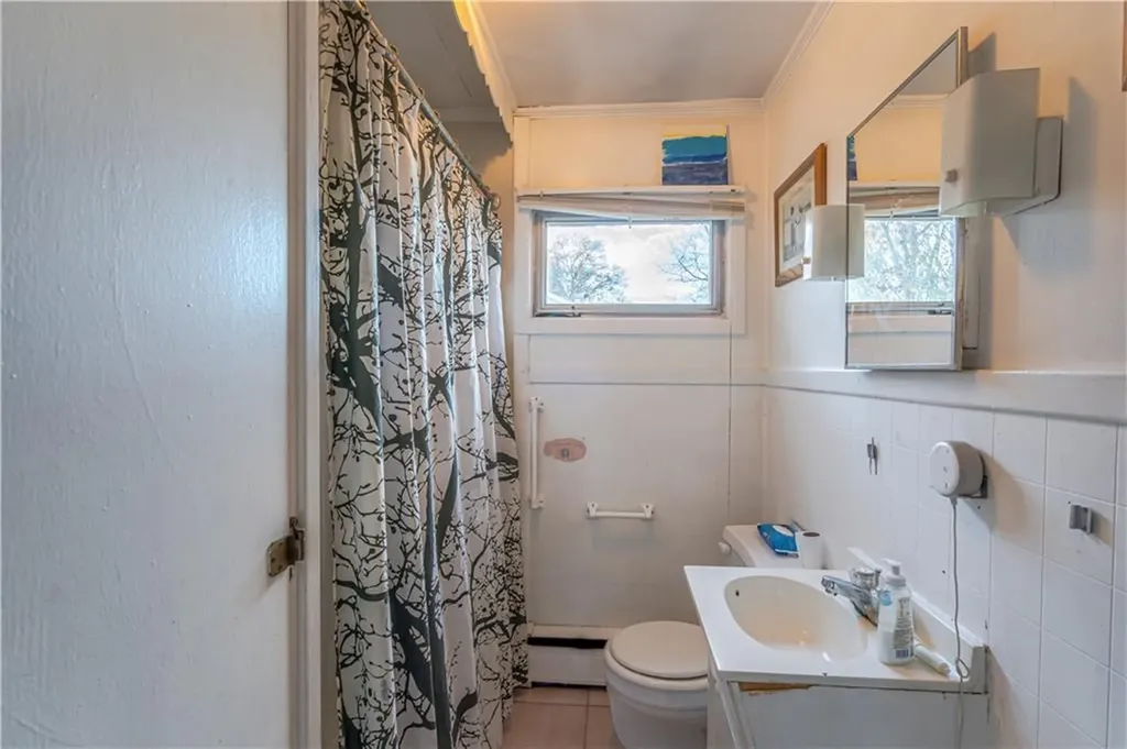 21 Arizona Street Coventry RI 02816