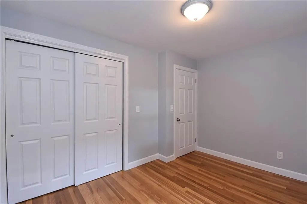 72 Waller Street Providence RI 02908