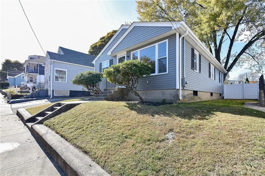 72 Waller Street Providence RI 02908