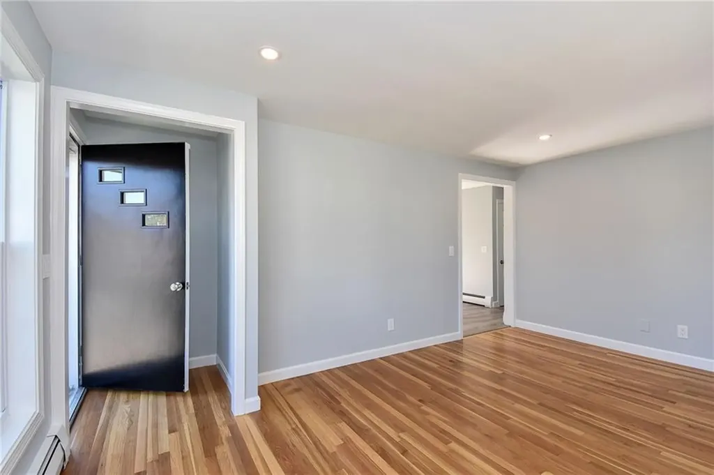 72 Waller Street Providence RI 02908