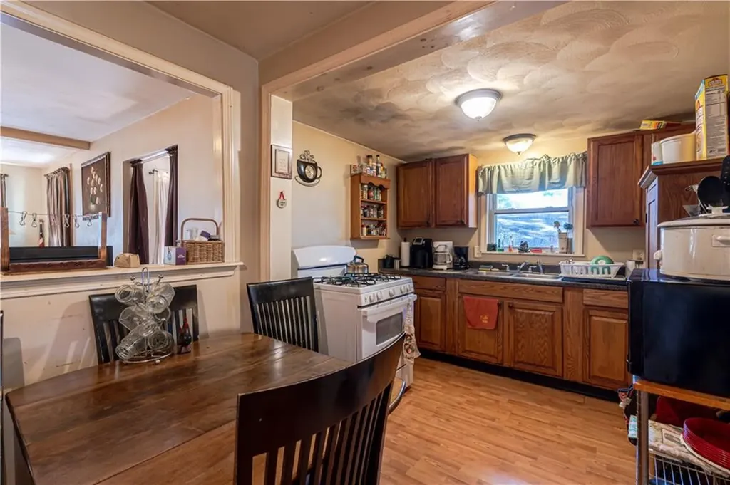 25 Mohawk Street Coventry RI 02816