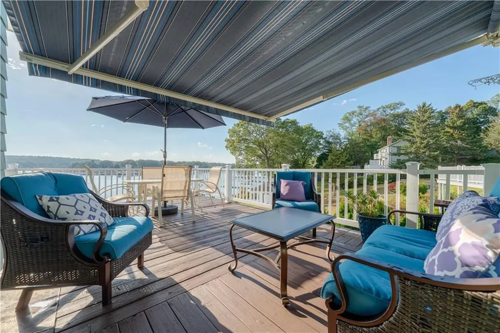147 Grand View Drive Warwick RI 02886