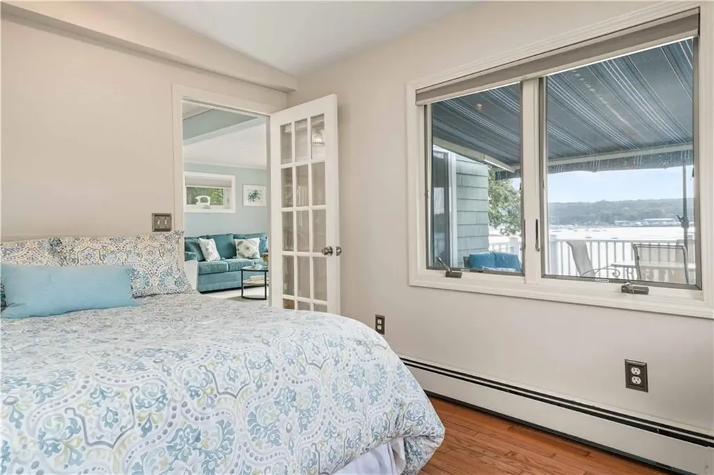147 Grand View Drive Warwick RI 02886