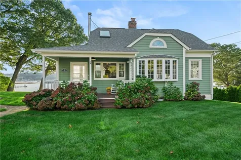 147 Grand View Drive Warwick RI 02886