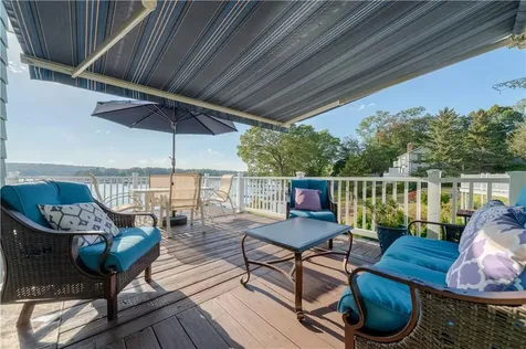 147 Grand View Drive Warwick RI 02886