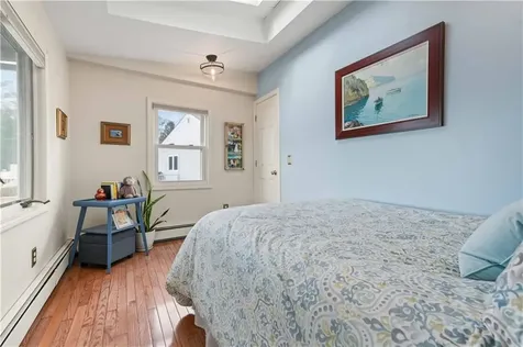 147 Grand View Drive Warwick RI 02886