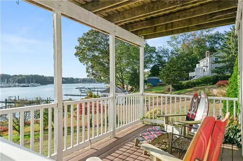 147 Grand View Drive Warwick RI 02886