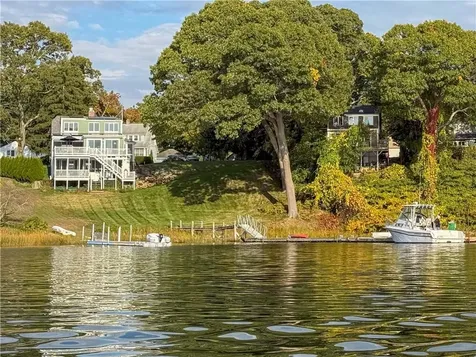 147 Grand View Drive Warwick RI 02886