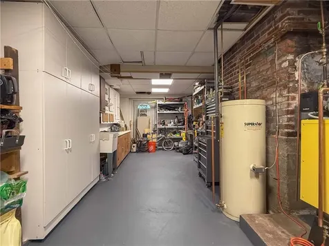 147 Grand View Drive Warwick RI 02886