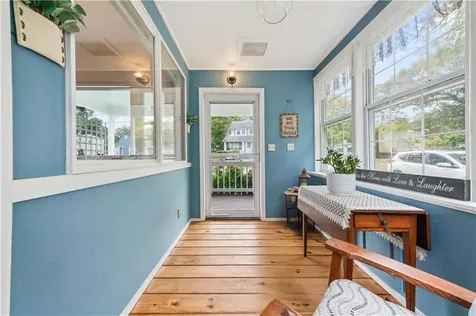 147 Grand View Drive Warwick RI 02886