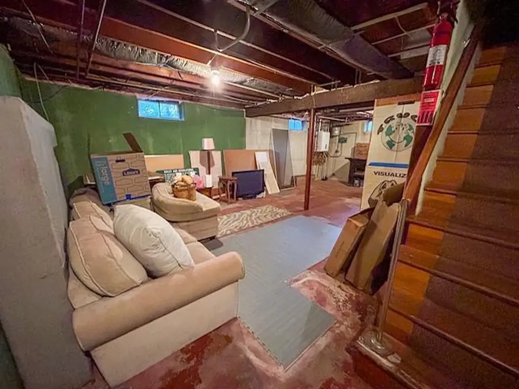 41 Cottage Street Cranston RI 02910