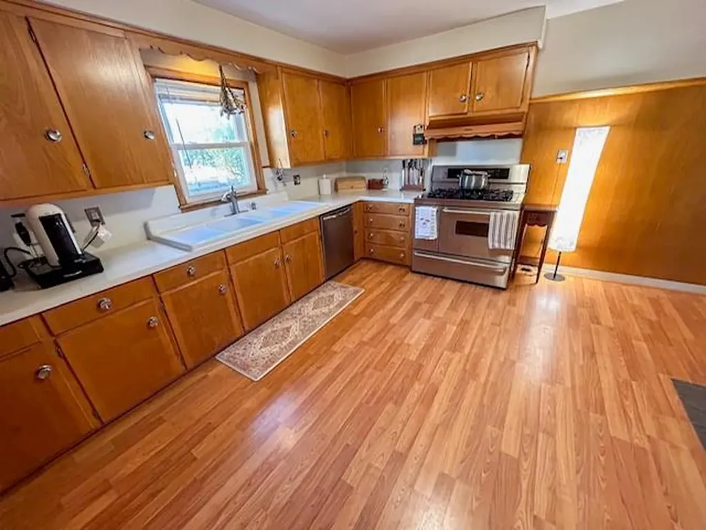 41 Cottage Street Cranston RI 02910