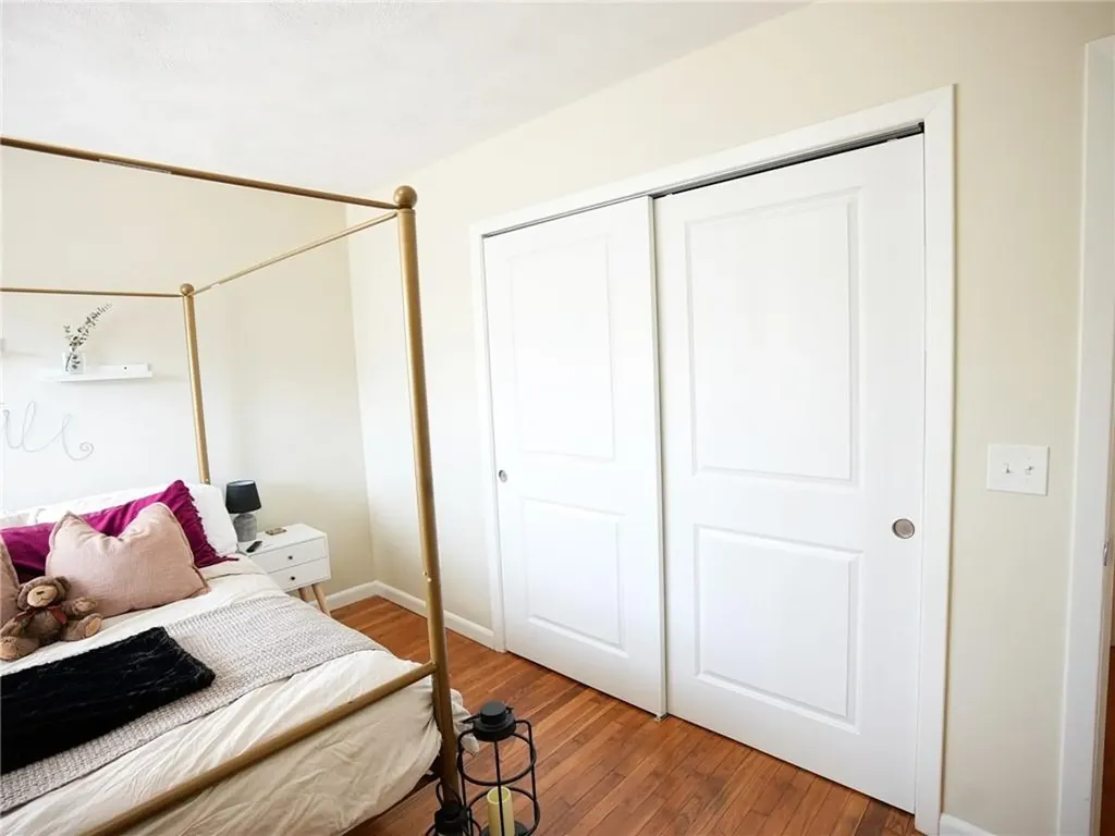 50 Elton Circle Cranston RI 02921