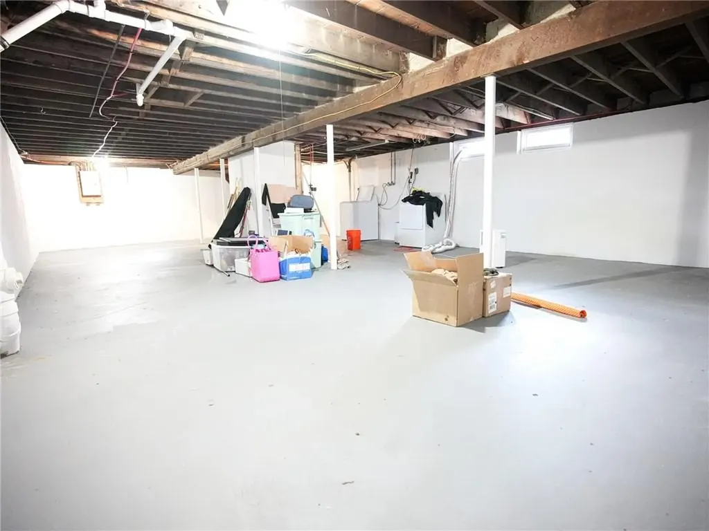 50 Elton Circle Cranston RI 02921
