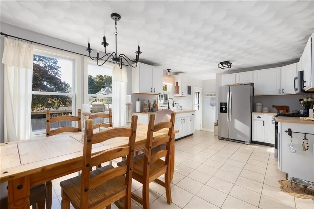 70 Pender Avenue Warwick RI 02889