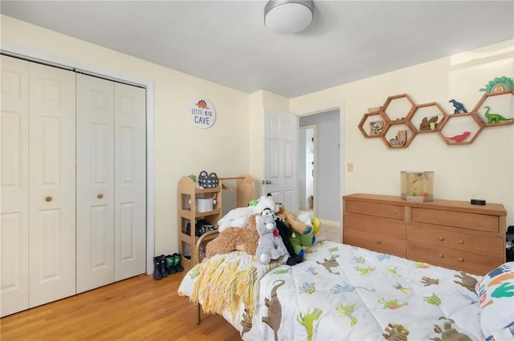 70 Pender Avenue Warwick RI 02889