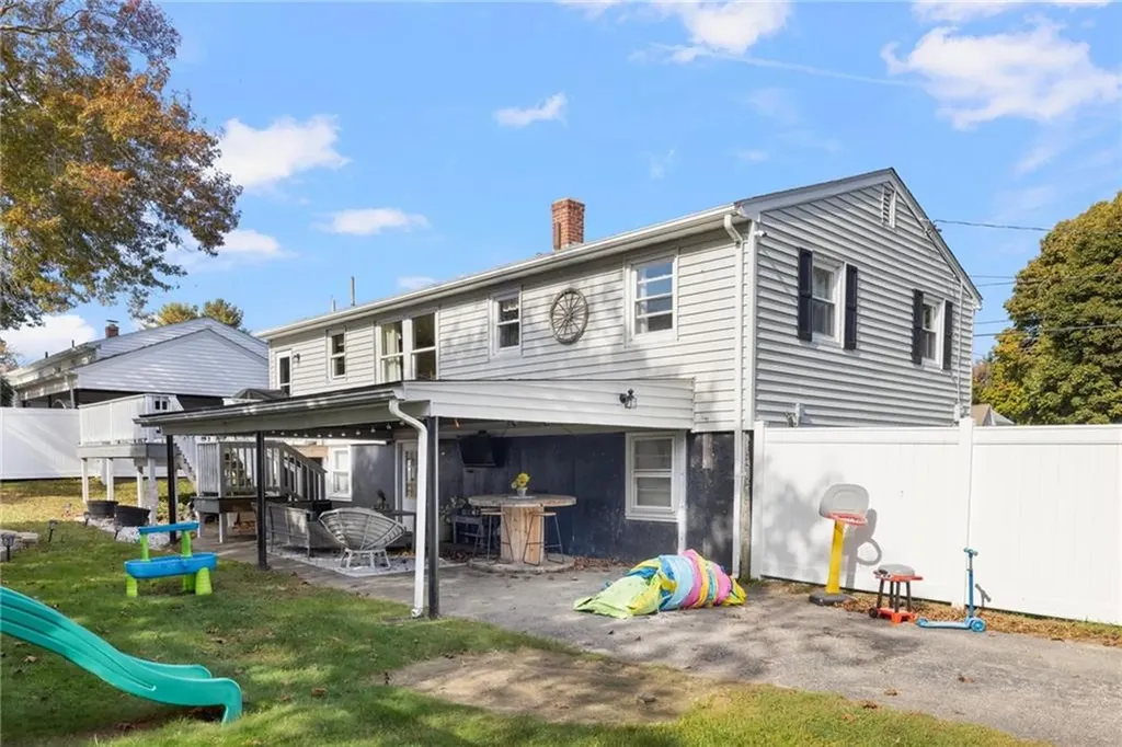 70 Pender Avenue Warwick RI 02889