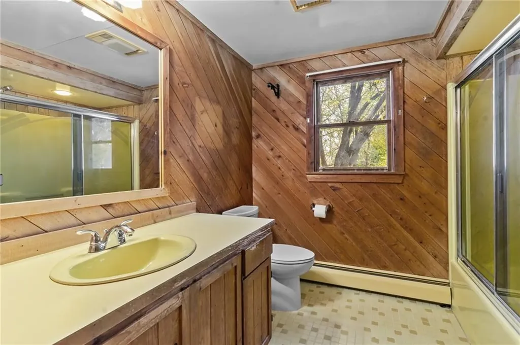 565 Sandy Lane Warwick RI 02889