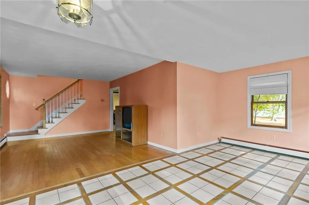 565 Sandy Lane Warwick RI 02889