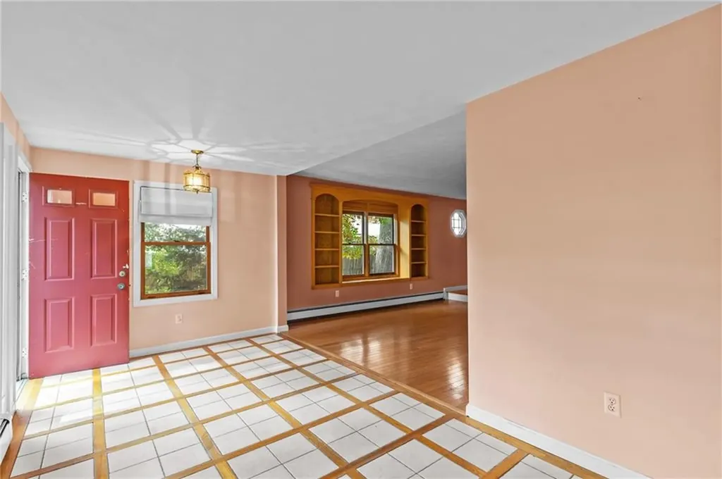 565 Sandy Lane Warwick RI 02889