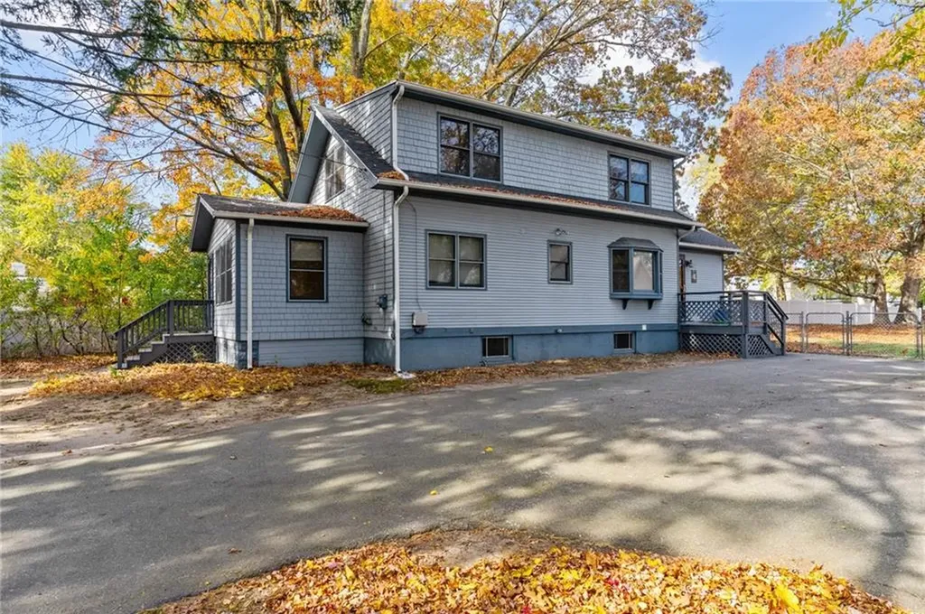 565 Sandy Lane Warwick RI 02889