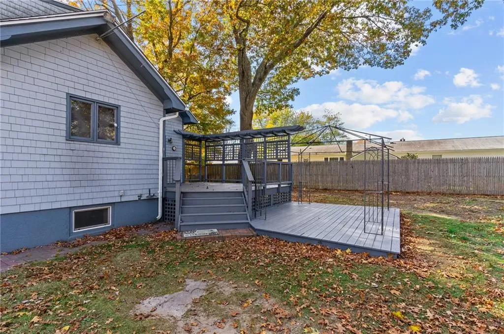 565 Sandy Lane Warwick RI 02889