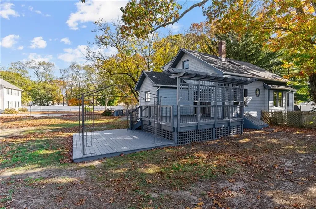 565 Sandy Lane Warwick RI 02889